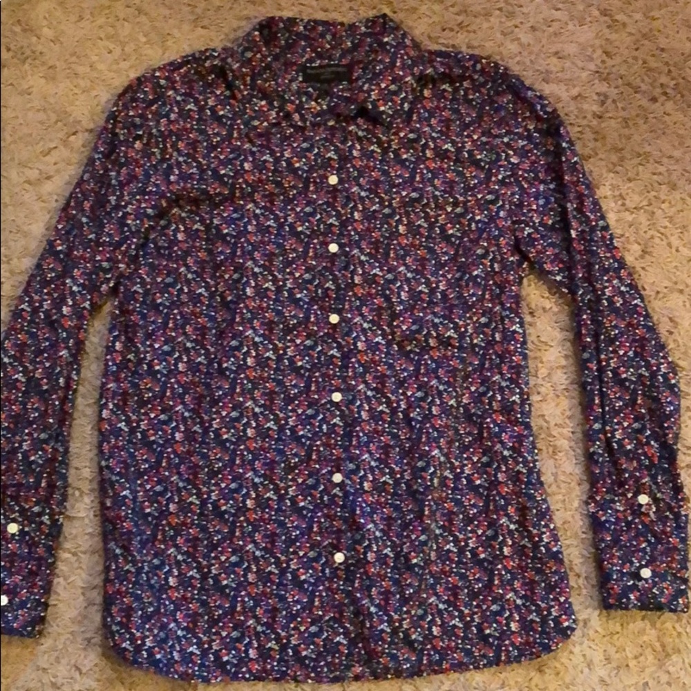 Banana Republic Factory floral colored shirt. med